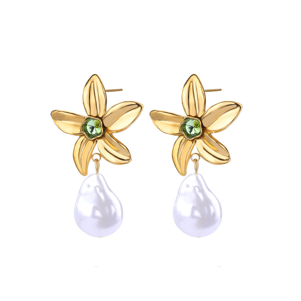 Solena – Green Zircon Flower Stud Earrings