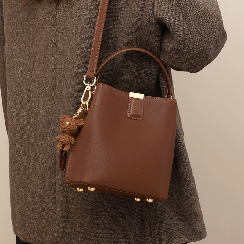 Lynah – Genuine Leather Crossbody Bag for Everyday Elegance