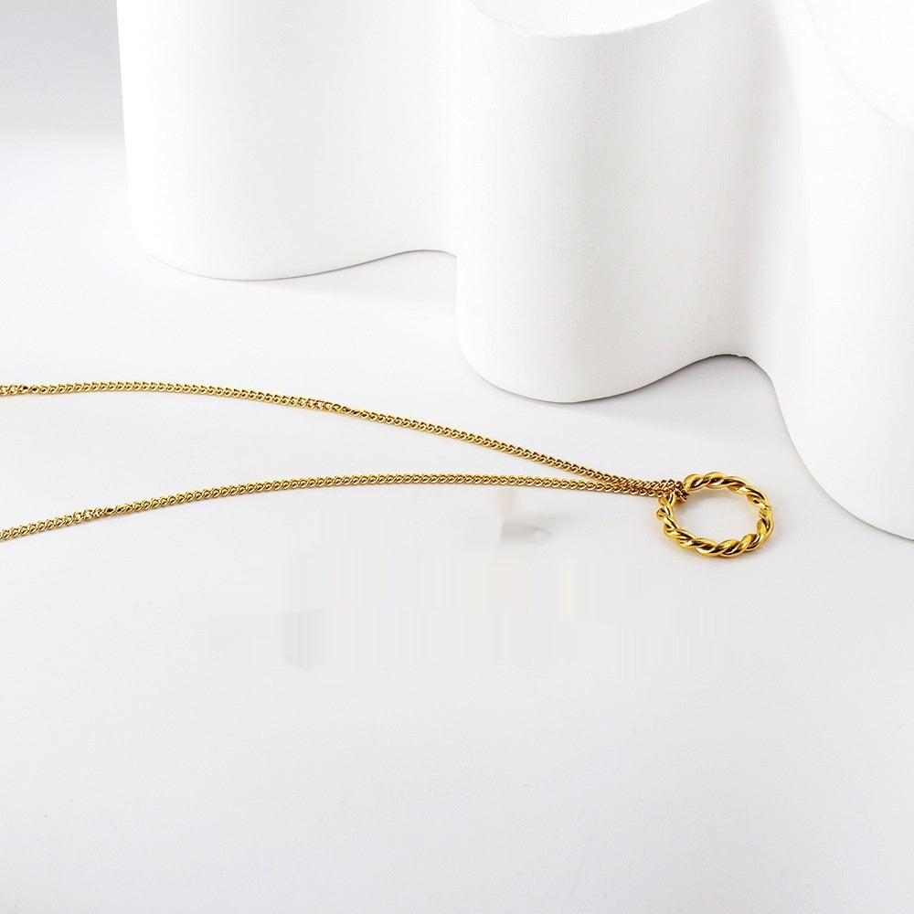 Lyra – Twist Circle Necklace