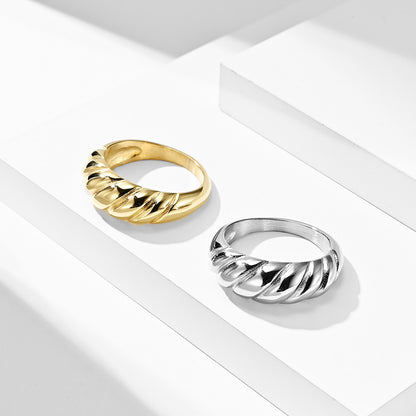 Lunara –  Statement Ring