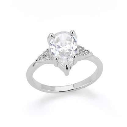Elara – Peach Heart Ring