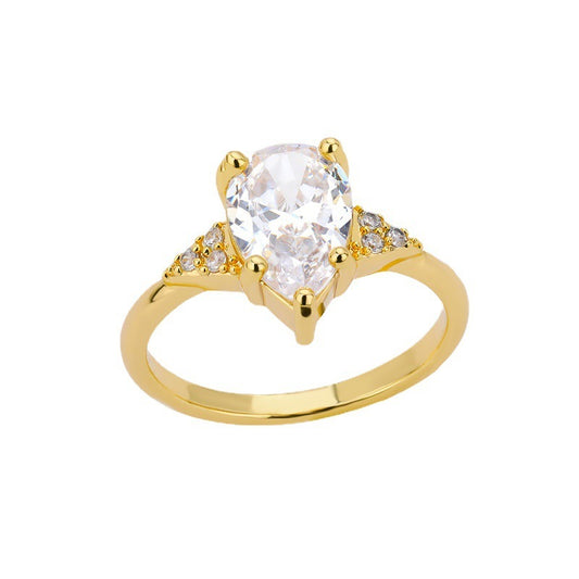 Elara – Peach Heart Ring