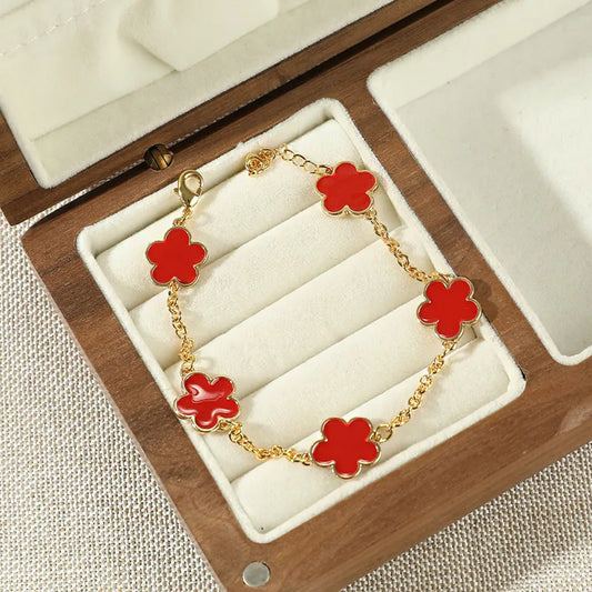 Solenne – Red Clover Bracelet