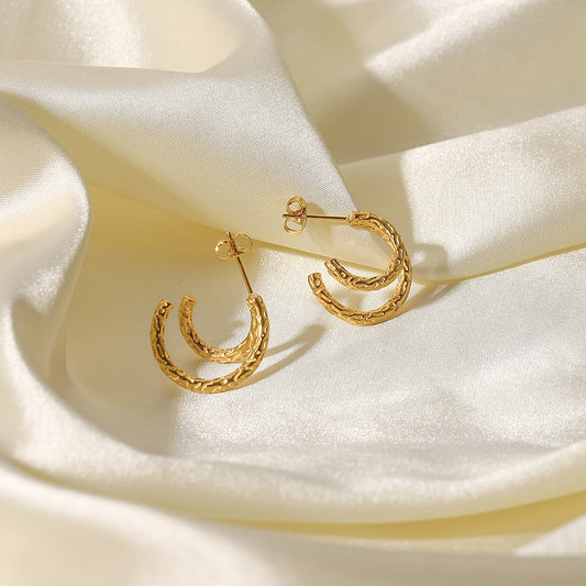 Elara – Hammered Double Hoop Earrings