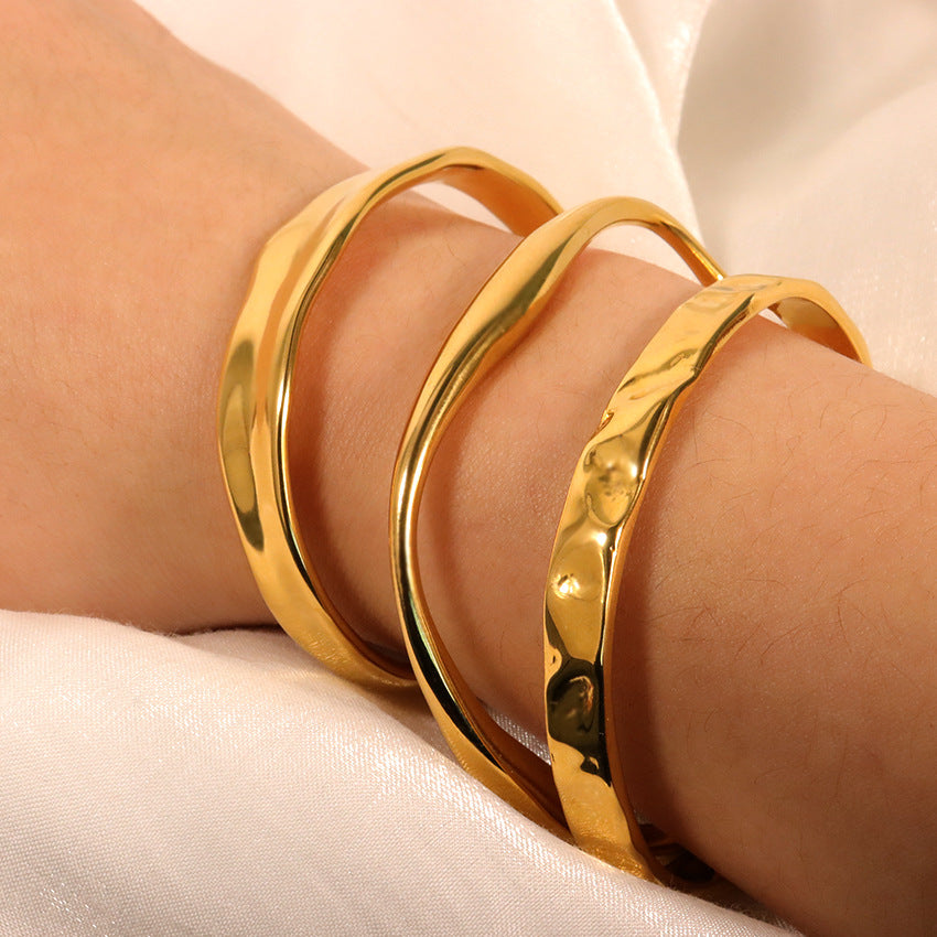 Arluna – Irregular Geometric Bracelet