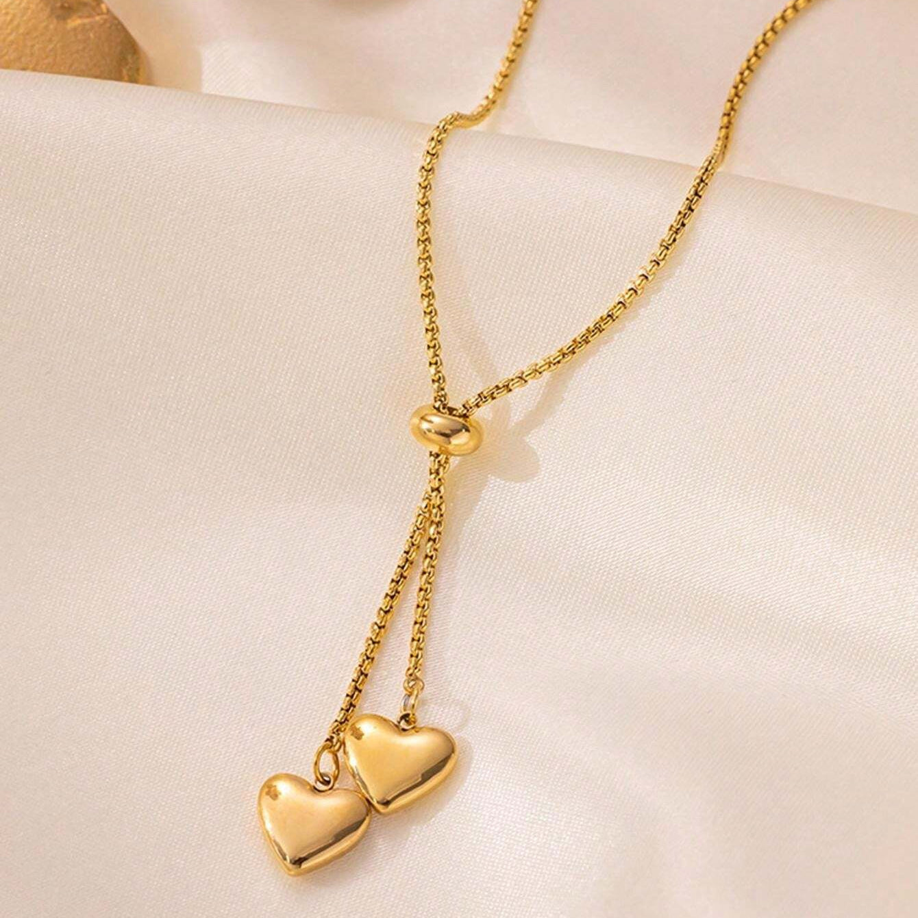 Lynova – Minimalist Love Pendant Necklace