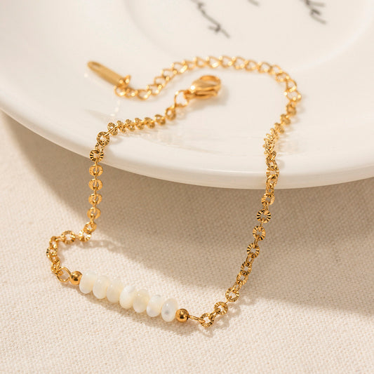 Aureya – Shell Pendant Chain Bracelet