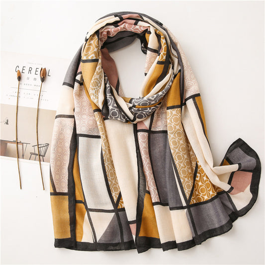 SOLVANA – Retro-Inspired Designer Scarf for Women