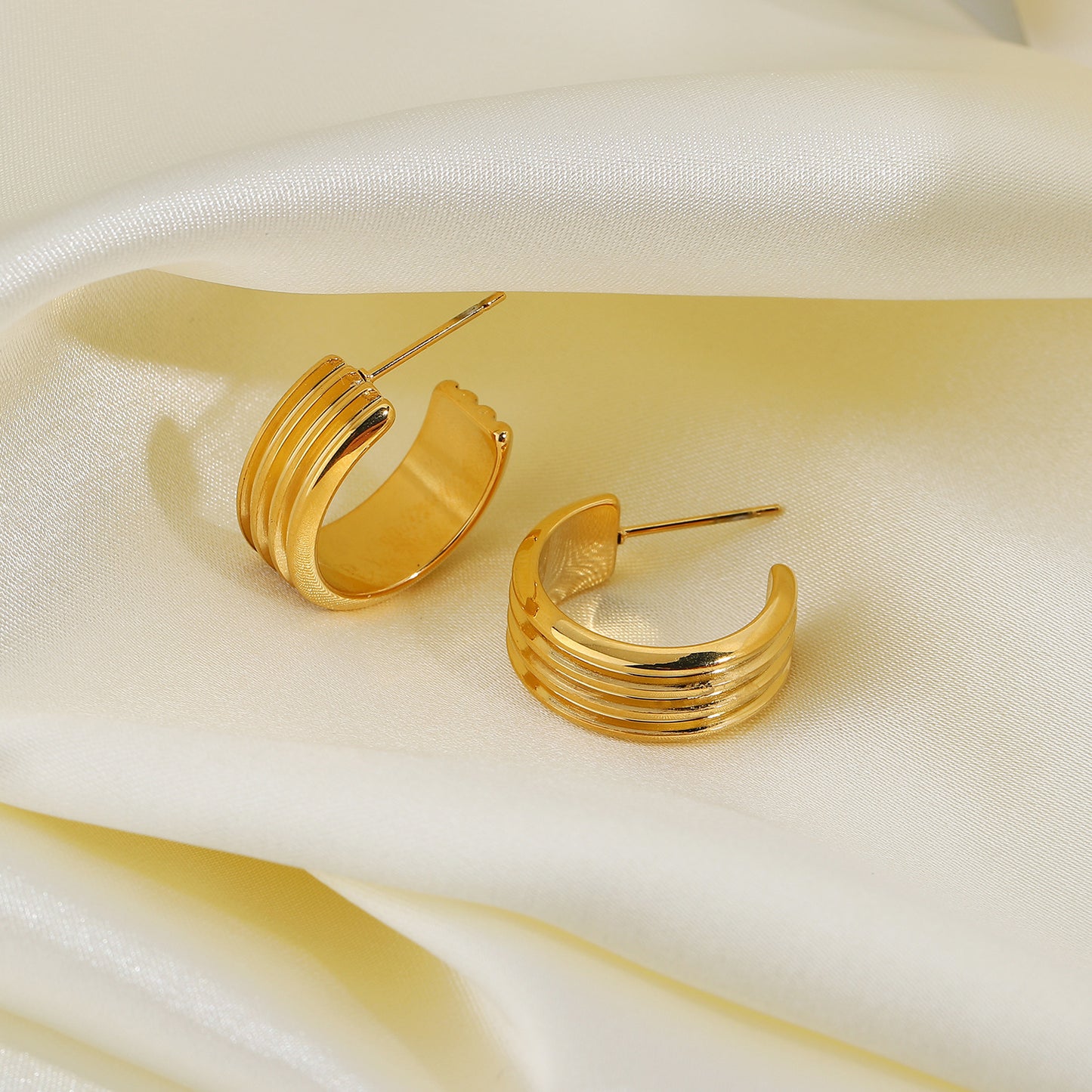 Lyra – Triple Layer C-Shaped Earrings
