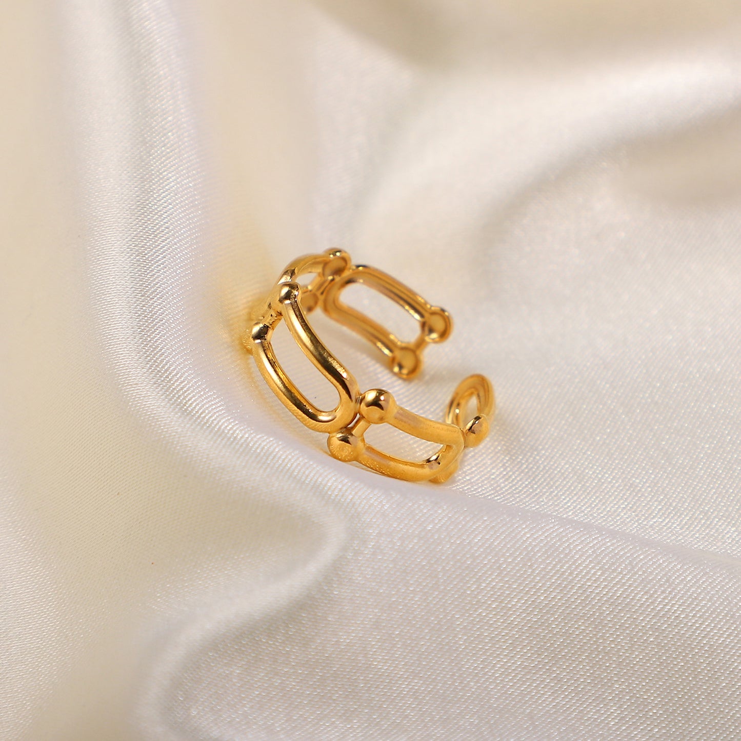 Brilora – Paperclip Ring